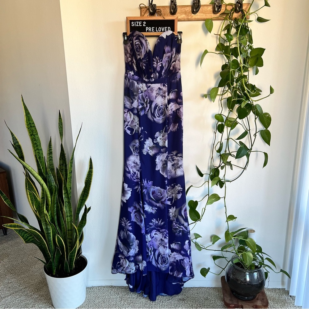 💜 Pre-loved gown